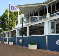 Mavericks on the Bay - Kingaroy Accommodation