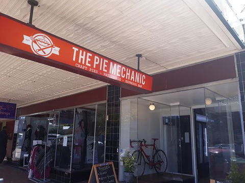The Pie Mechanic - Kingaroy Accommodation 0