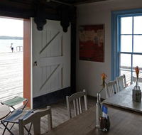 The Wharf Local - Kingaroy Accommodation