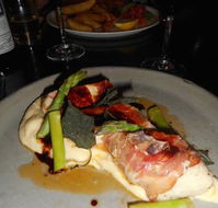 Belluci's Manuka - Kingaroy Accommodation