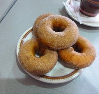 Donut King - Kingaroy Accommodation