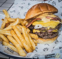 Grease Monkey - Kingaroy Accommodation