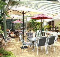 Mad Hatters Tea Garden - Kingaroy Accommodation