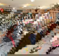 Purple People Feeder Cafe - Kingaroy Accommodation