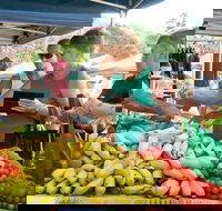 Newrybar Farmers Market - Kingaroy Accommodation
