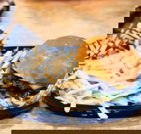 Oscy's Burgers - Kingaroy Accommodation