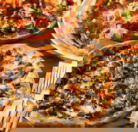 Piccolo Pizza - Camp Hill - Kingaroy Accommodation