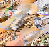 Shucks Bar - Kingaroy Accommodation