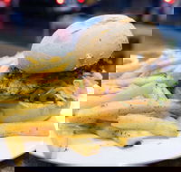 Smokey Chooks - Kingaroy Accommodation