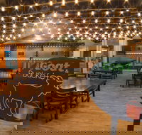 The Goat and Bucket - Kingaroy Accommodation