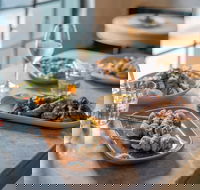 Bread  Bone - Kingaroy Accommodation