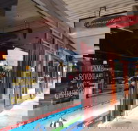 Rooster Rock - Doncaster East - Kingaroy Accommodation