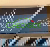 Checkside Tavern - Kingaroy Accommodation