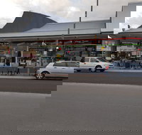 Clyde Treats Petite Yum - Kingaroy Accommodation