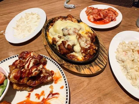 Jean's Chilli Chicken - Kingaroy Accommodation 0