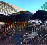 Treat Feast Thai - Kingaroy Accommodation