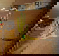 Dorcus and King - Kingaroy Accommodation