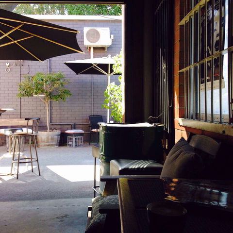 Rett's Coffee - Kingaroy Accommodation 0