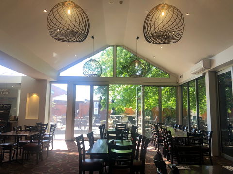 The Mansfield Hotel - Kingaroy Accommodation 2