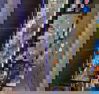 Fish Depot - Browns Plains - Kingaroy Accommodation