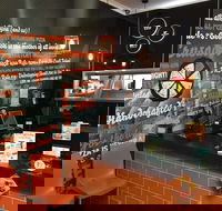 Pizza Capers - Chatswood - Springwood - Kingaroy Accommodation