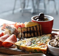 Caffe La Via - Kingaroy Accommodation