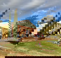 Booths Taminick Cellars - Kingaroy Accommodation