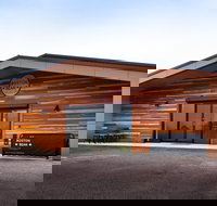 Boston Bean Coffee Company - Kingaroy Accommodation