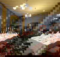 The American Creswick - Kingaroy Accommodation