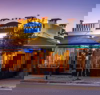 Vino Lokal - Kingaroy Accommodation