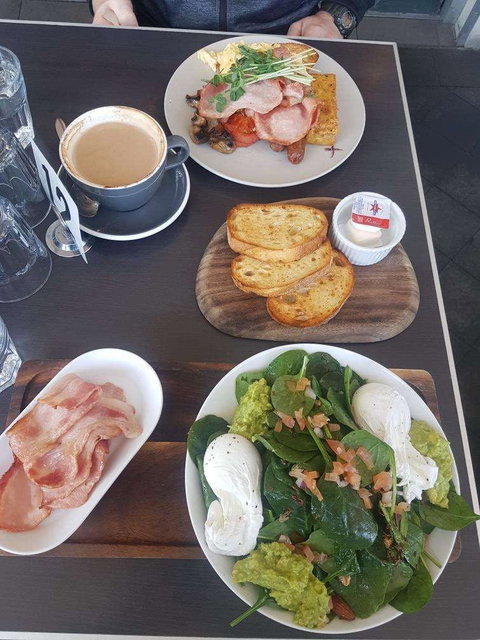 Rendezvous - Kingaroy Accommodation 0
