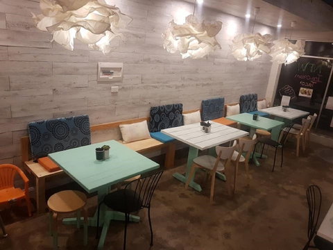 Scoop Bagels And Ice Creamery - Kingaroy Accommodation 2