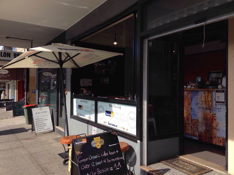 B-Line Cafe - Kingaroy Accommodation 0