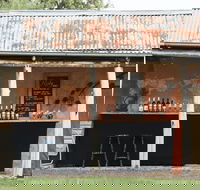 Rosby Wines Cellar Door and Sculpture Garden - Kingaroy Accommodation