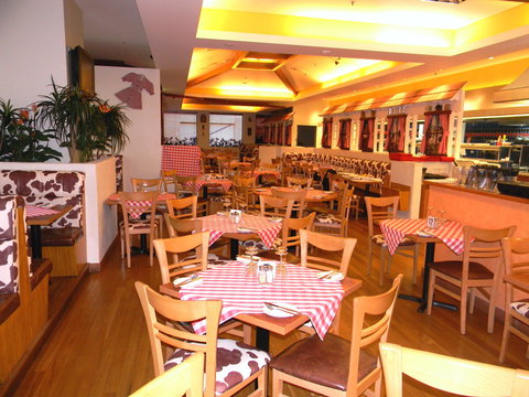 Austrian Schnitzelhaus Erina - Kingaroy Accommodation 2