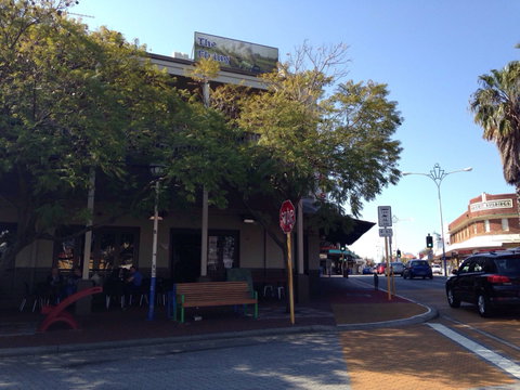 Defectors Bar - Kingaroy Accommodation 0
