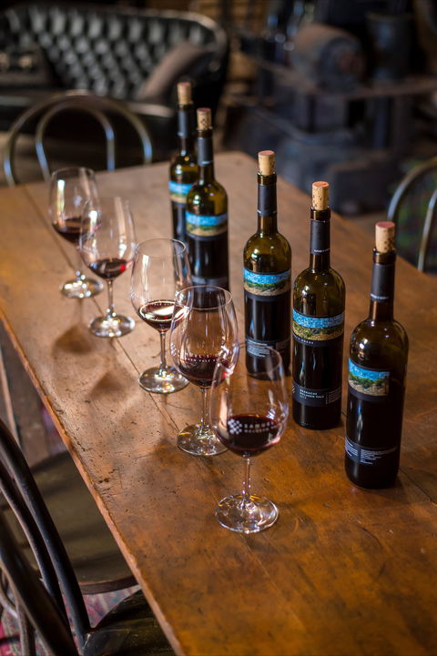 Samuel's Gorge Winery - Kingaroy Accommodation 2