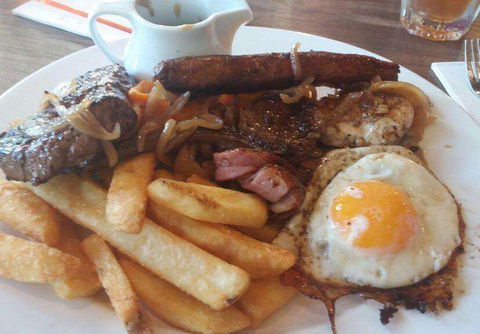 Burger Inc. - Kingaroy Accommodation 0