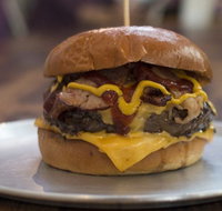 Burgerlove - Broadmeadows - Kingaroy Accommodation
