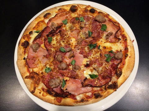 11 Inch Pizza Docklands - Kingaroy Accommodation 0
