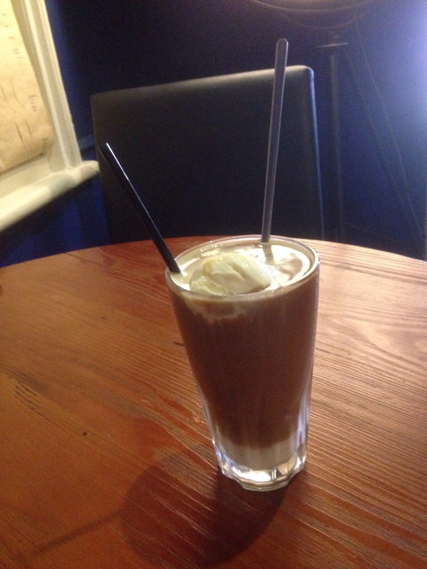 Astonish Patisserie - Kingaroy Accommodation 5
