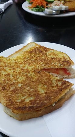 Amble Inn Snack Bar - Kingaroy Accommodation 0