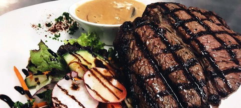 Apollo Bay Wine Bar & Coffee Shop - Kingaroy Accommodation 1