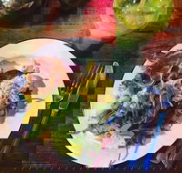 Big Table - Kingaroy Accommodation