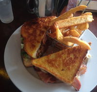 Three C's Cafe - Kingaroy Accommodation