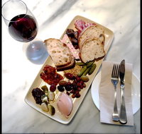 Wine Bar Mona - Kingaroy Accommodation