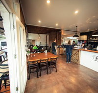 The Hub - Pizza and Beer - Kingaroy Accommodation
