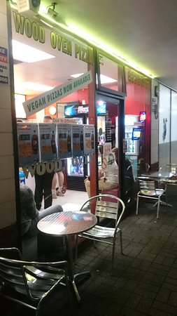 Papa Mia's Wood Oven Pizza - Kingaroy Accommodation 0