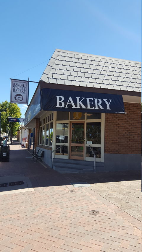 Randell Street Bakery - Kingaroy Accommodation 6