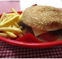 Mel's Diner  takeaway - Kingaroy Accommodation